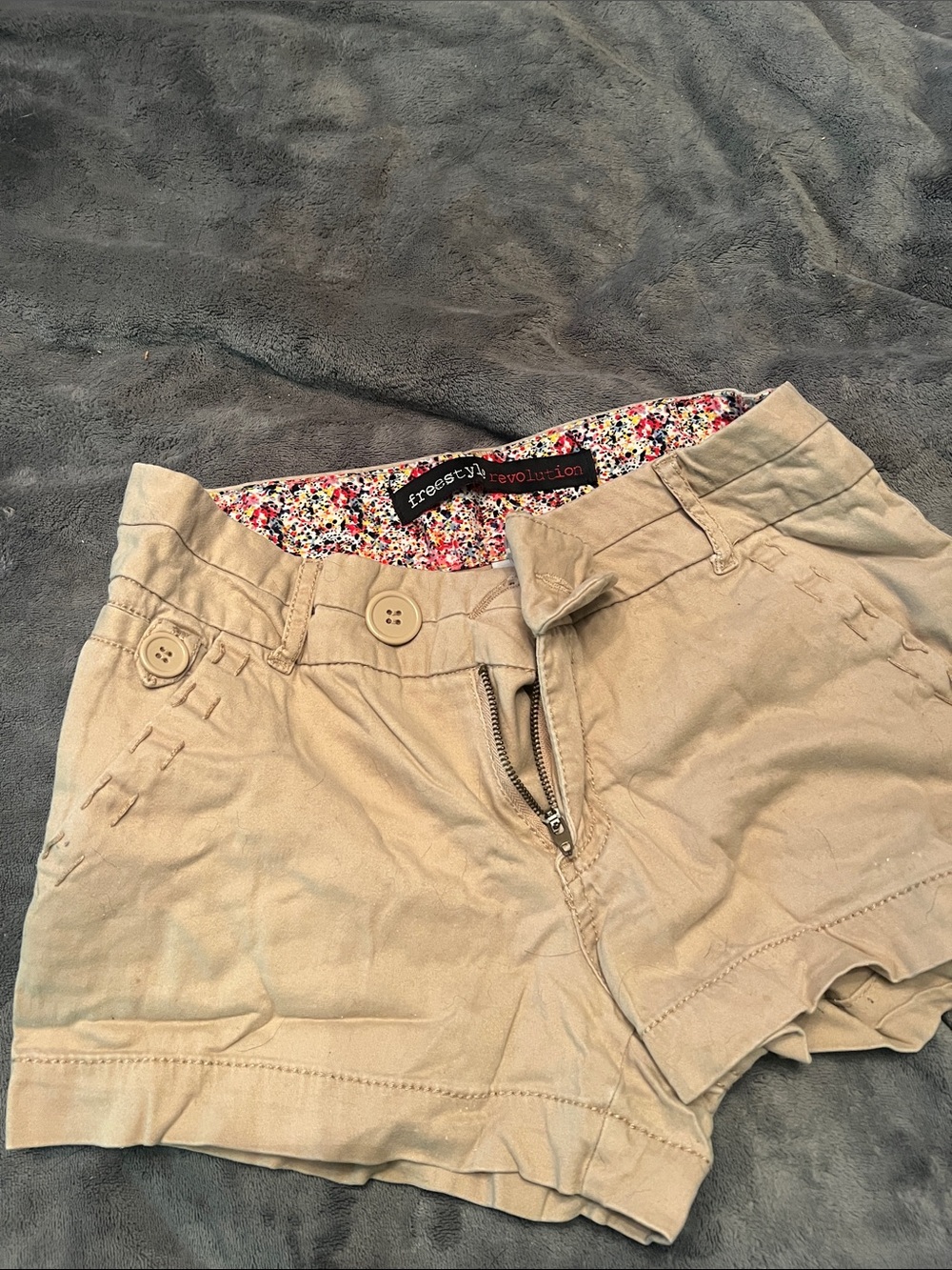 Freestyle Revolution Women's Khaki Cotton Blend Shorts